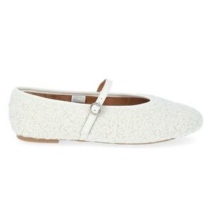 NWT No Boundaries Women's Faux Shearling Mary Jane Flats White Sherpa Size 7.5